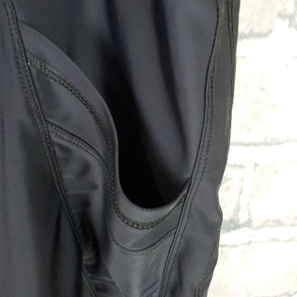 Plus Size Athleisure Capris Spunky Black XXL Mesh Accent Mona Lion Gym Yoga - Picture 5 of 13